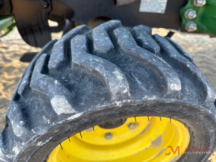 john-deere-1023e-image-6