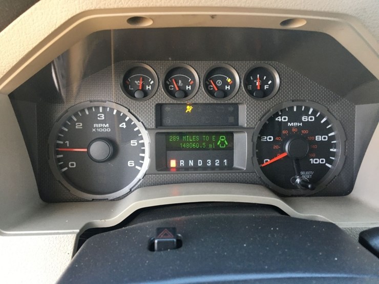 ford-f550-xl-image-6