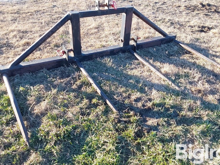 3-pt-mounted-bale-spear-image-9