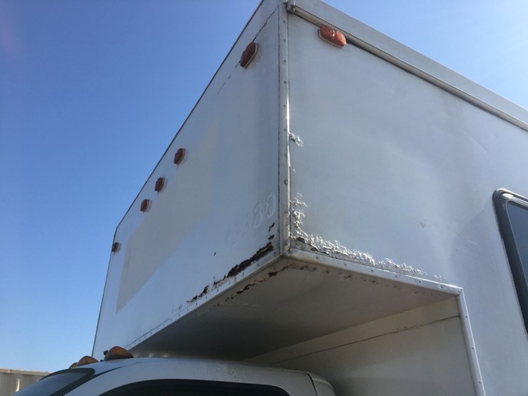 ford-f550-xl-image-30