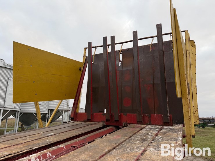 new-holland-1049-image-17