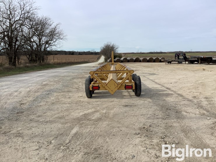 bradford-37'-in-line-bale-trailer-image-4