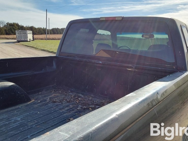 chevrolet-silverado-1500-image-20