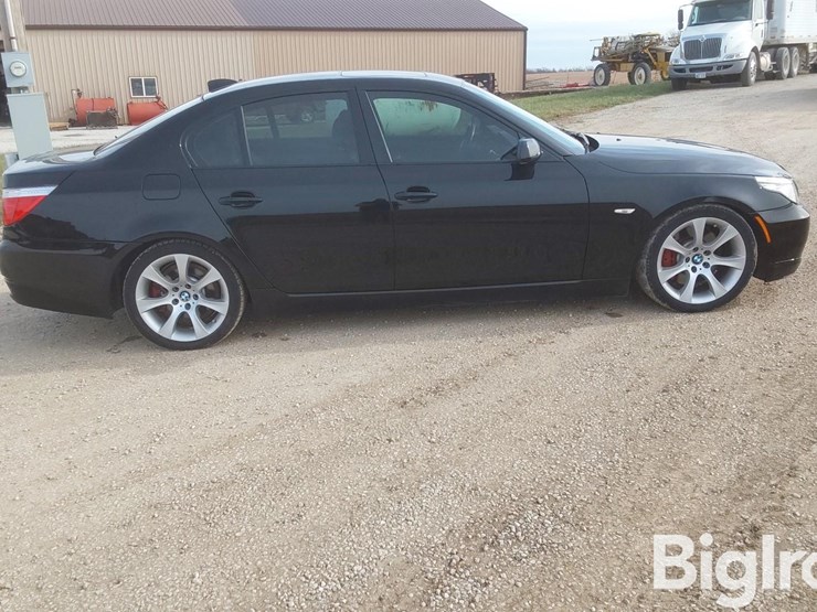 2008-bmw-535i-4-door-sedan-image-4