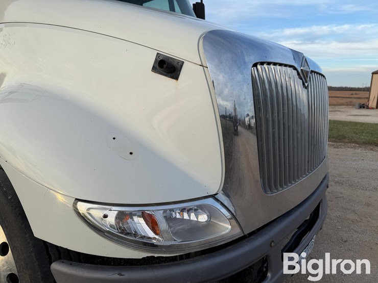 2009-international-transtar-8600-image-13