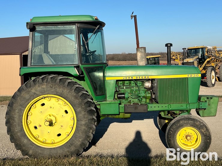 john-deere-4230-image-4