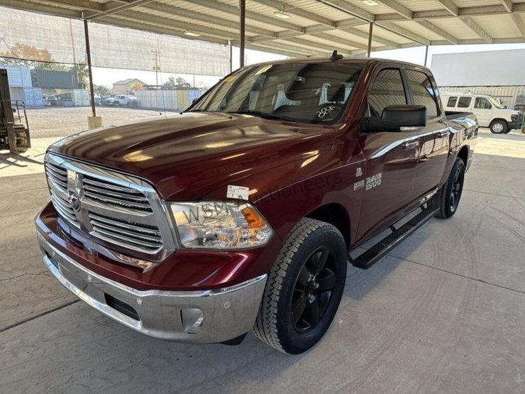 2017-ram-1500-lone-star-image-4