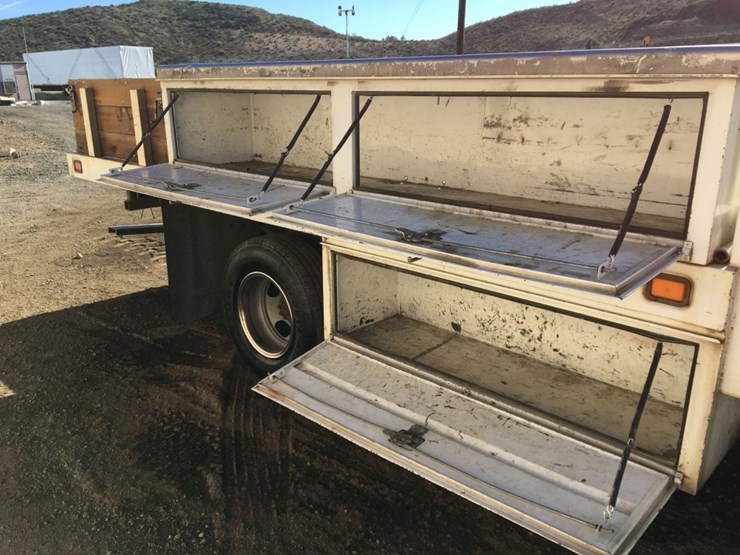 chevrolet-3500-image-15