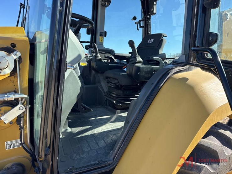 caterpillar-420-xe-image-26