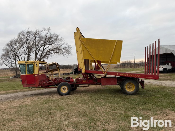 new-holland-1049-image-8