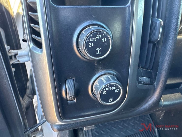 chevrolet-1500-image-19