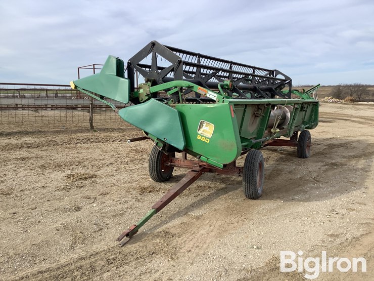 john-deere-920f-image-1