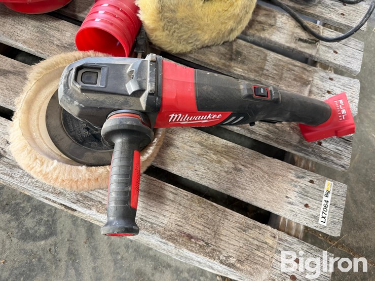 milwaukee-car-care-power-tools-image-9