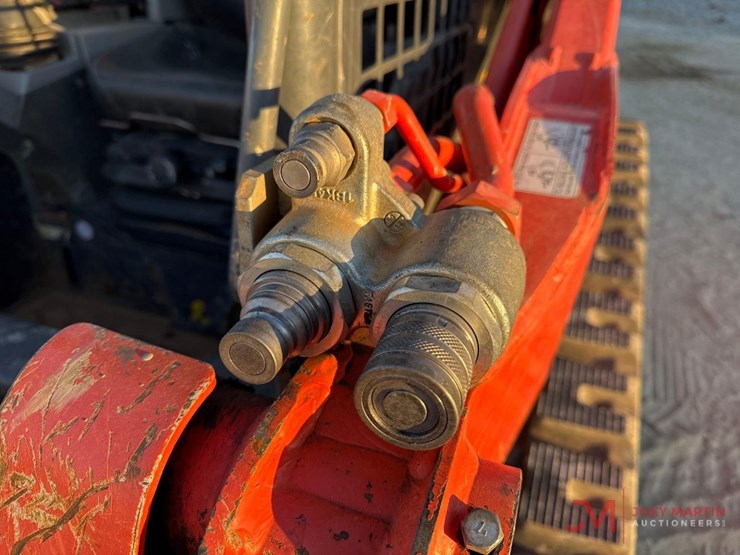 kubota-svl75-2-image-6