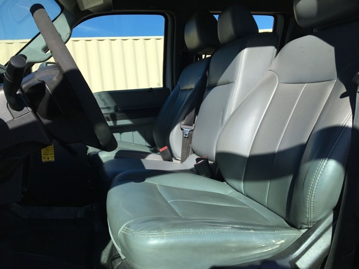 ford-f550-xl-image-8