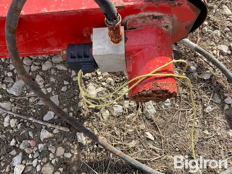 westfield-tailgate-drill-fill-auger-image-11