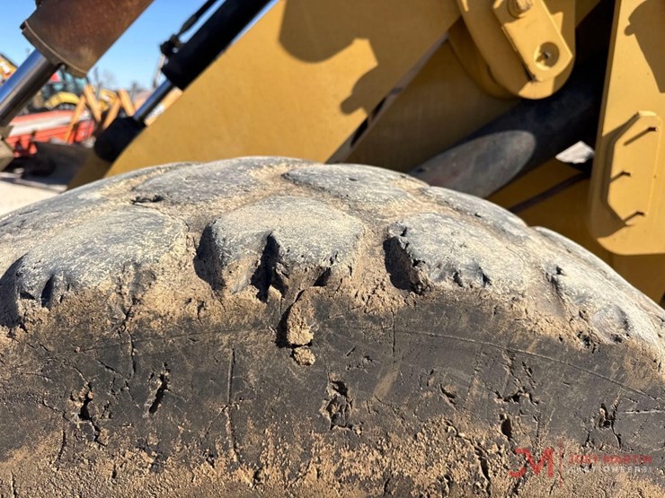 caterpillar-it28g-image-7