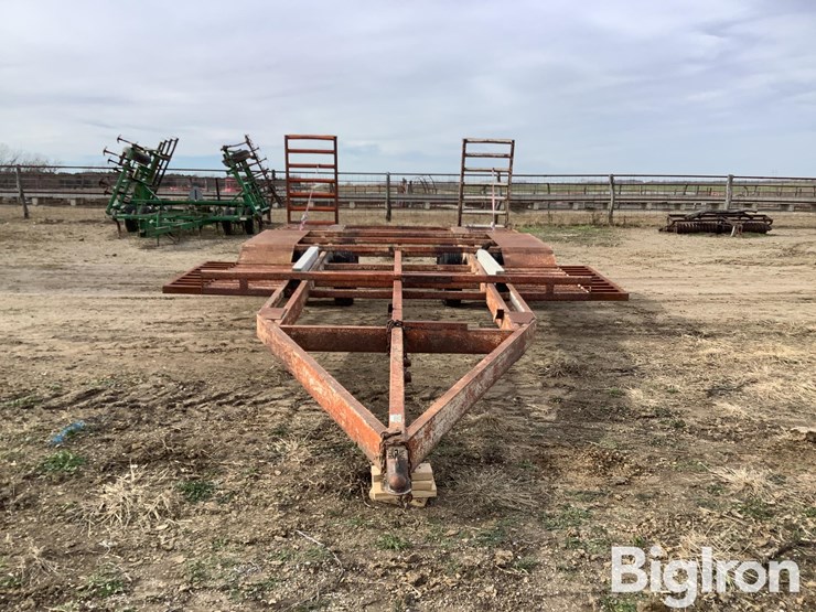 donahue-model-1000-t/a-implement-trailer-image-2