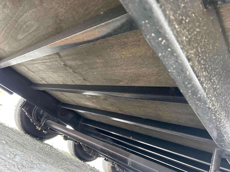 2025-nationcraft-8.5x36tta3-38ft-tri-axle-enclosed-trailer-image-12