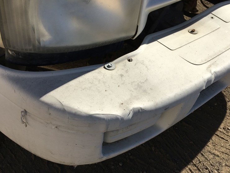 2015-isuzu-nqr-image-12