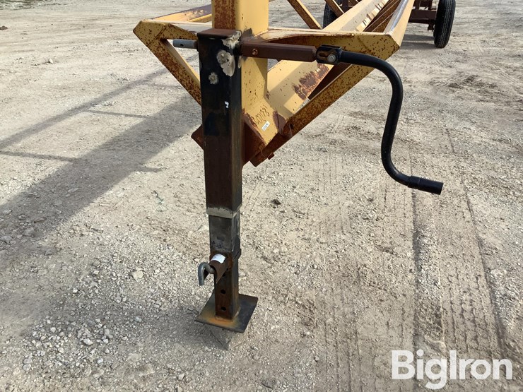 bradford-37'-in-line-bale-trailer-image-10