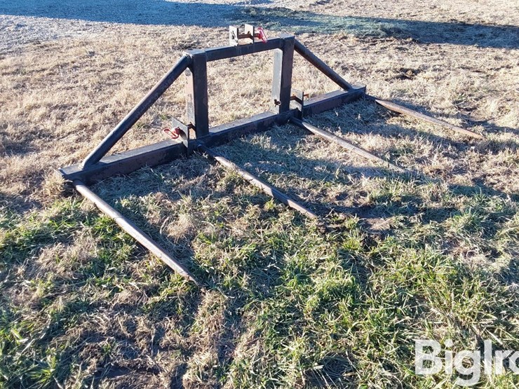 3-pt-mounted-bale-spear-image-1