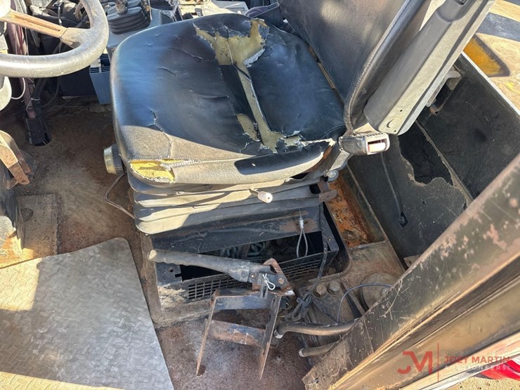 caterpillar-it28g-image-18