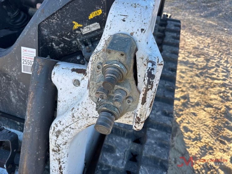 bobcat-t66-image-7