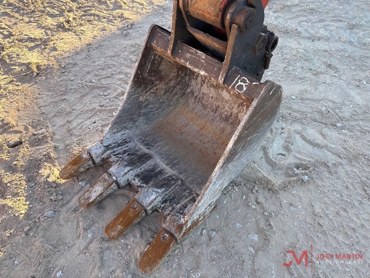 kubota-u27-4-image-8