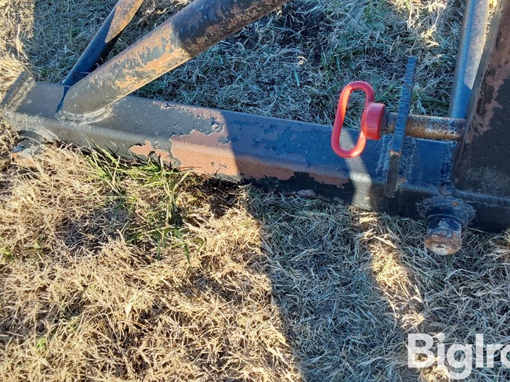 3-pt-mounted-bale-spear-image-15