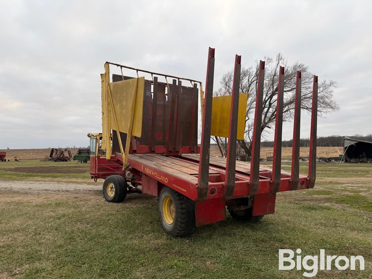 new-holland-1049-image-7