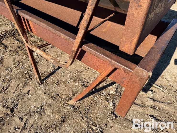 prairie-products-/-coop-12'-steel-feed-bunks-image-18