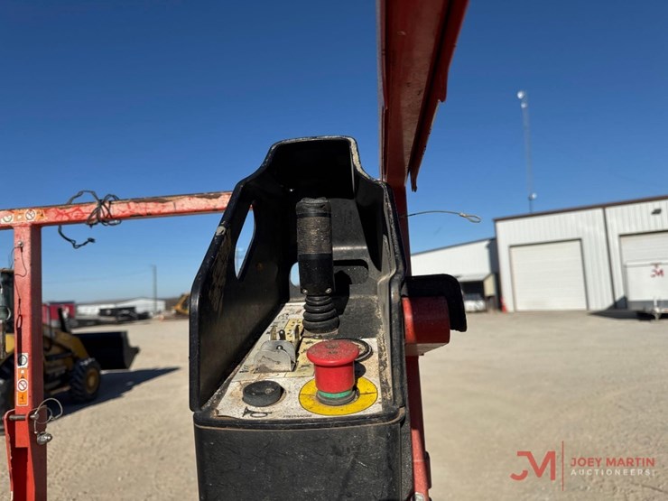 2021-skyjack-sj3226-electric-scissor-lift-image-11