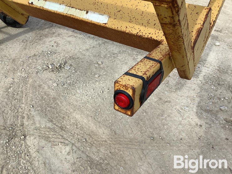 bradford-37'-in-line-bale-trailer-image-15