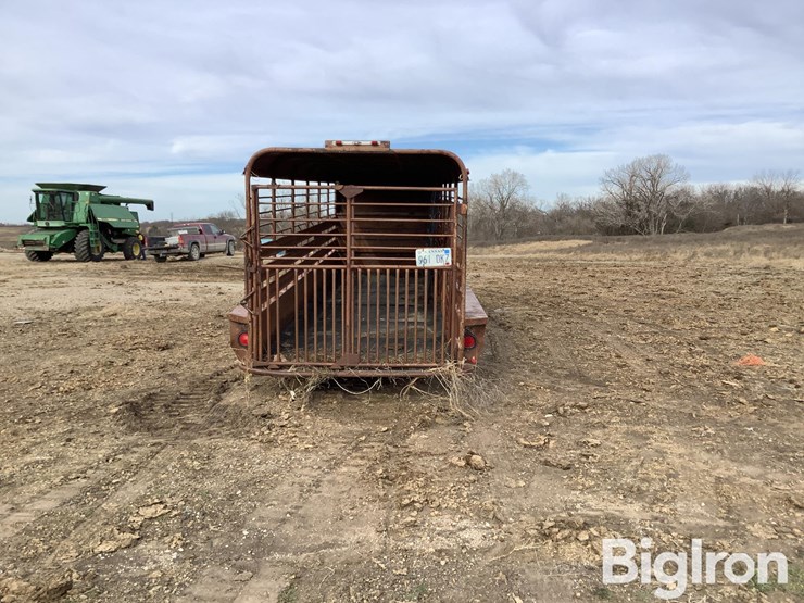 1979-neckover-t/a-24'-livestock-trailer-image-6