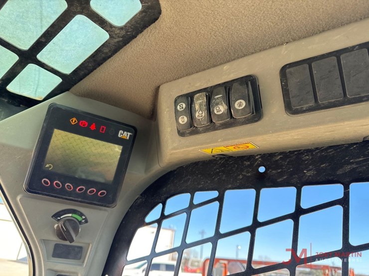 caterpillar-299d2-image-17