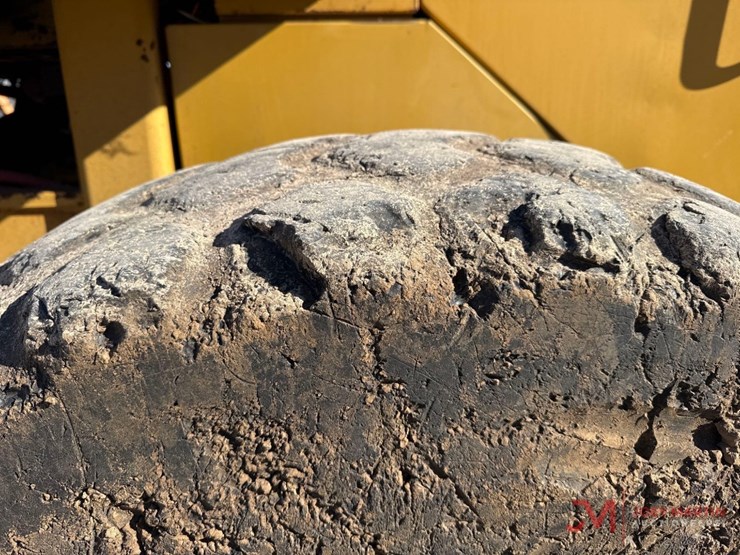 caterpillar-it28g-image-9