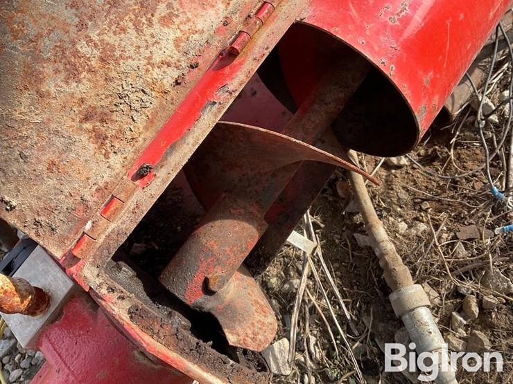 westfield-tailgate-drill-fill-auger-image-12