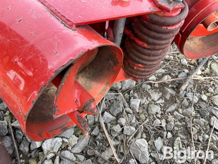 westfield-tailgate-drill-fill-auger-image-15