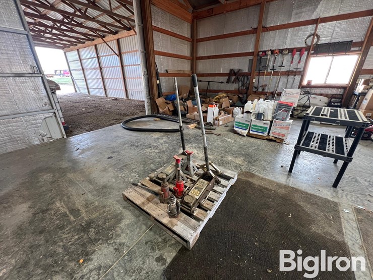 jacks-&-stands-image-3