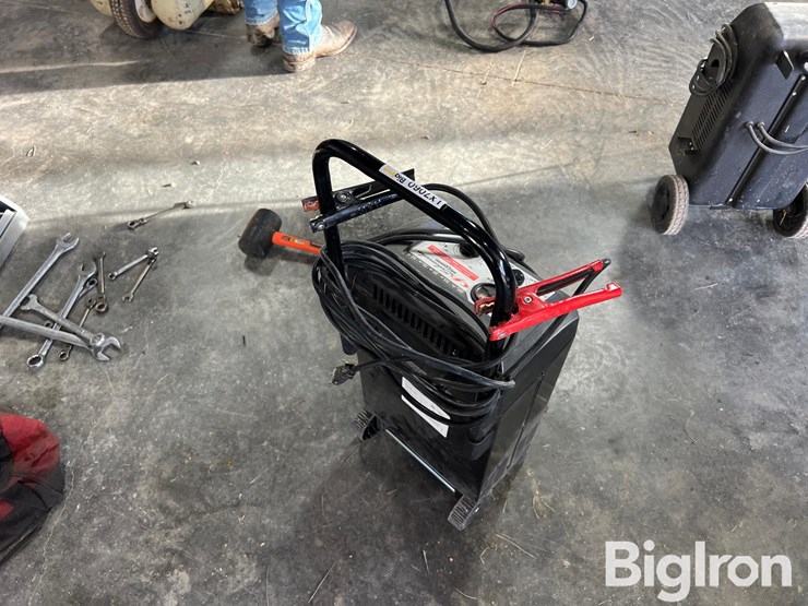 schumacher-6v/12v-battery-charger-image-5