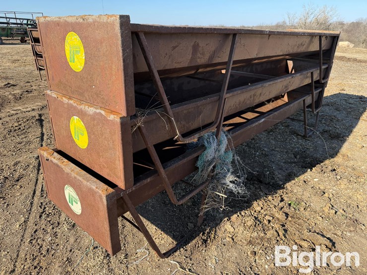 prairie-products-12'-steel-feed-bunks-image-3