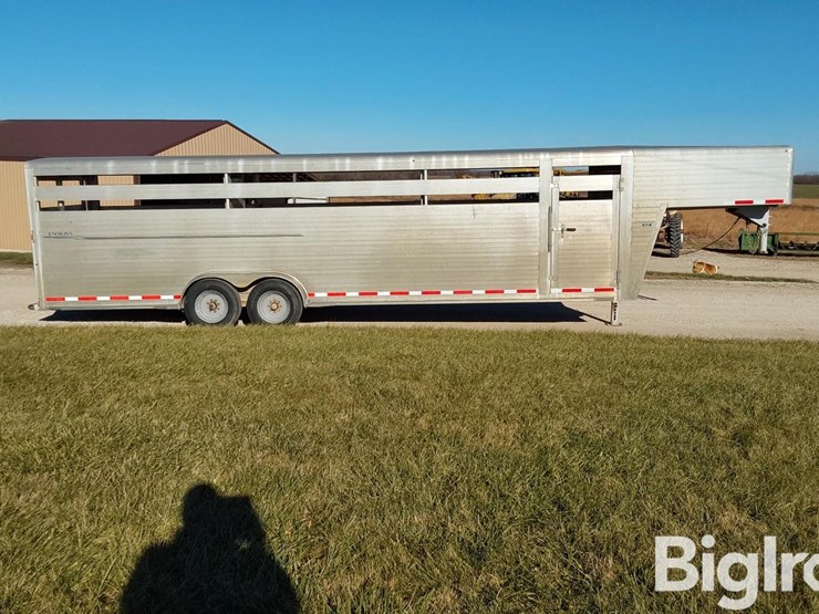 2015-hillsboro-endura-t/a-28'-aluminum-livestock-trailer-image-4