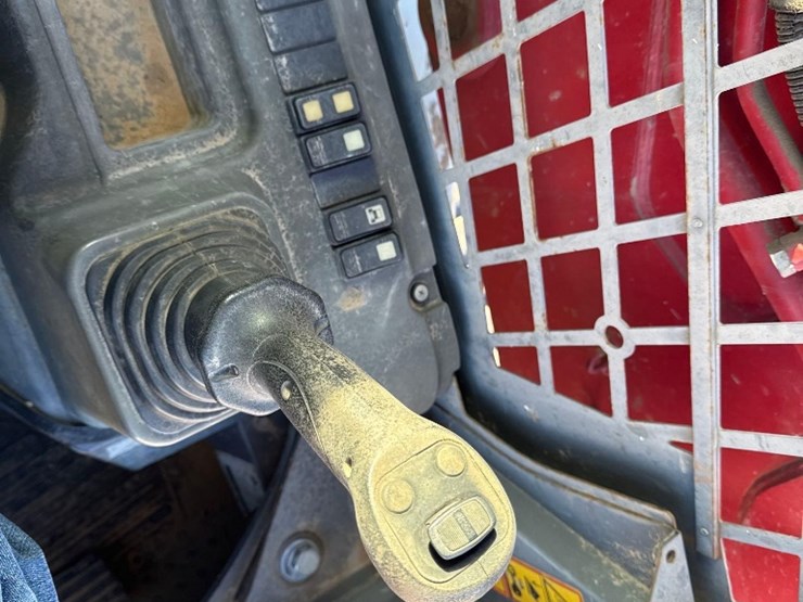 takeuchi-tl12r2-image-14