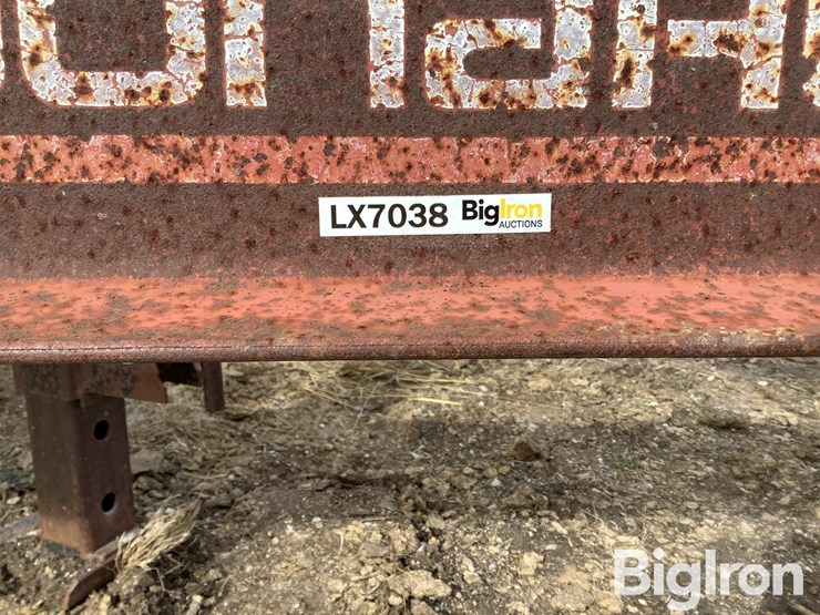 donahue-swather-trailer-image-19