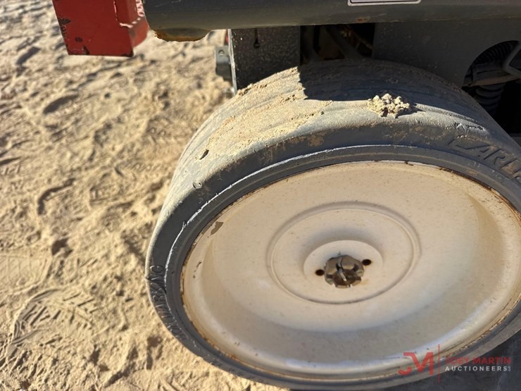 2021-skyjack-sj3226-electric-scissor-lift-image-10