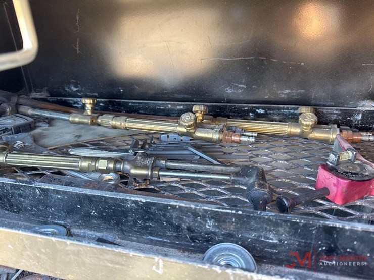 ford-f350-xl-image-30