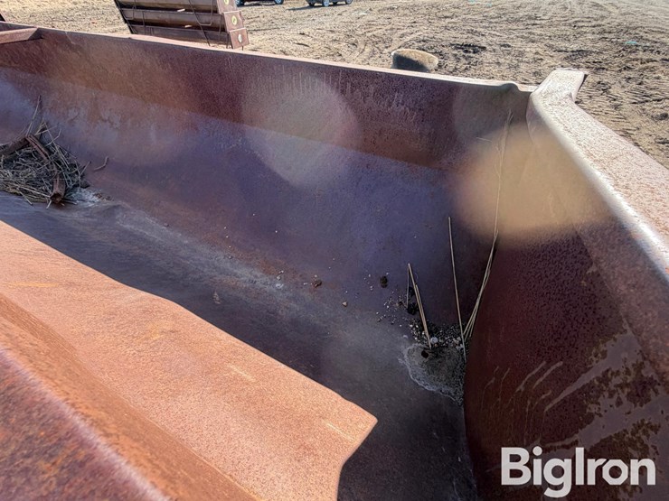 prairie-products-/-coop-12'-steel-feed-bunks-image-20