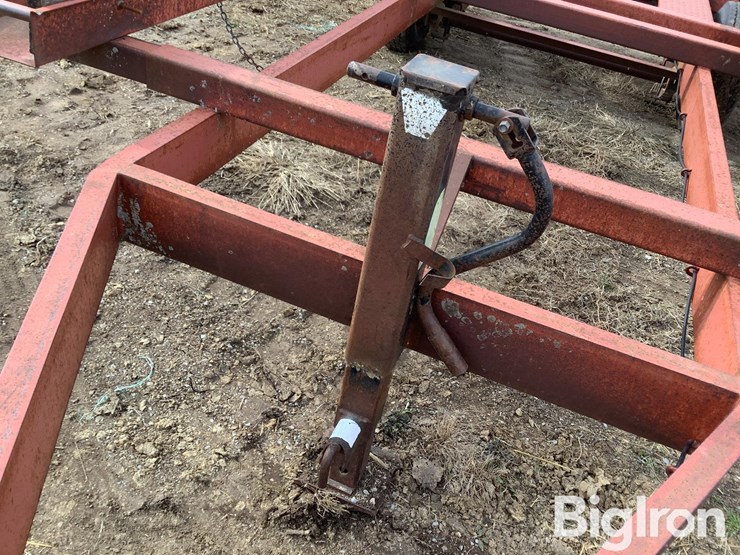 donahue-swather-trailer-image-18