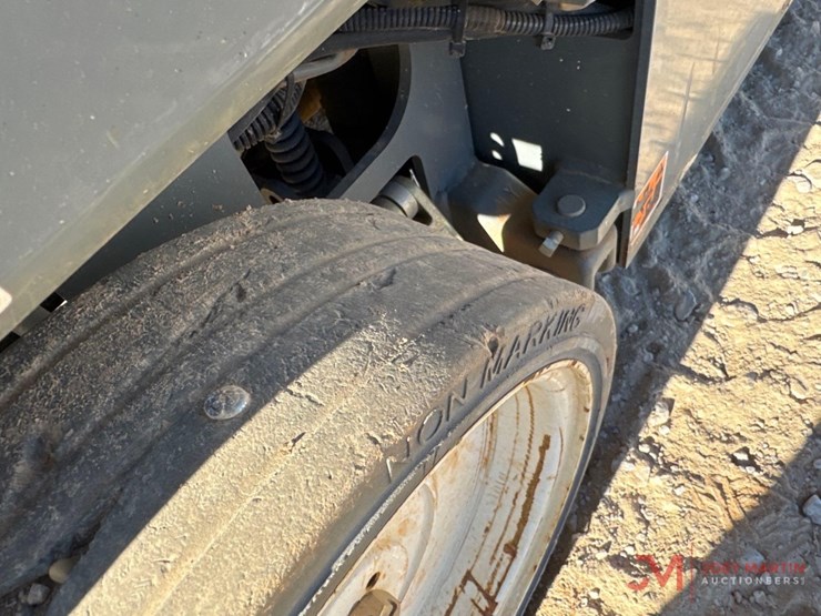 2021-skyjack-sj3226-electric-scissor-lift-image-9